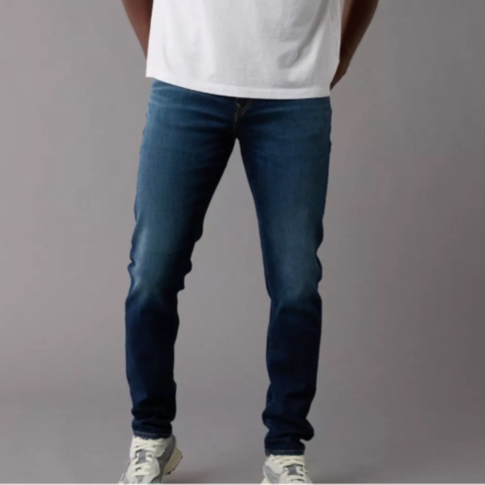 2/49$ American Eagle Athletic Skinny Jeans size 34‎